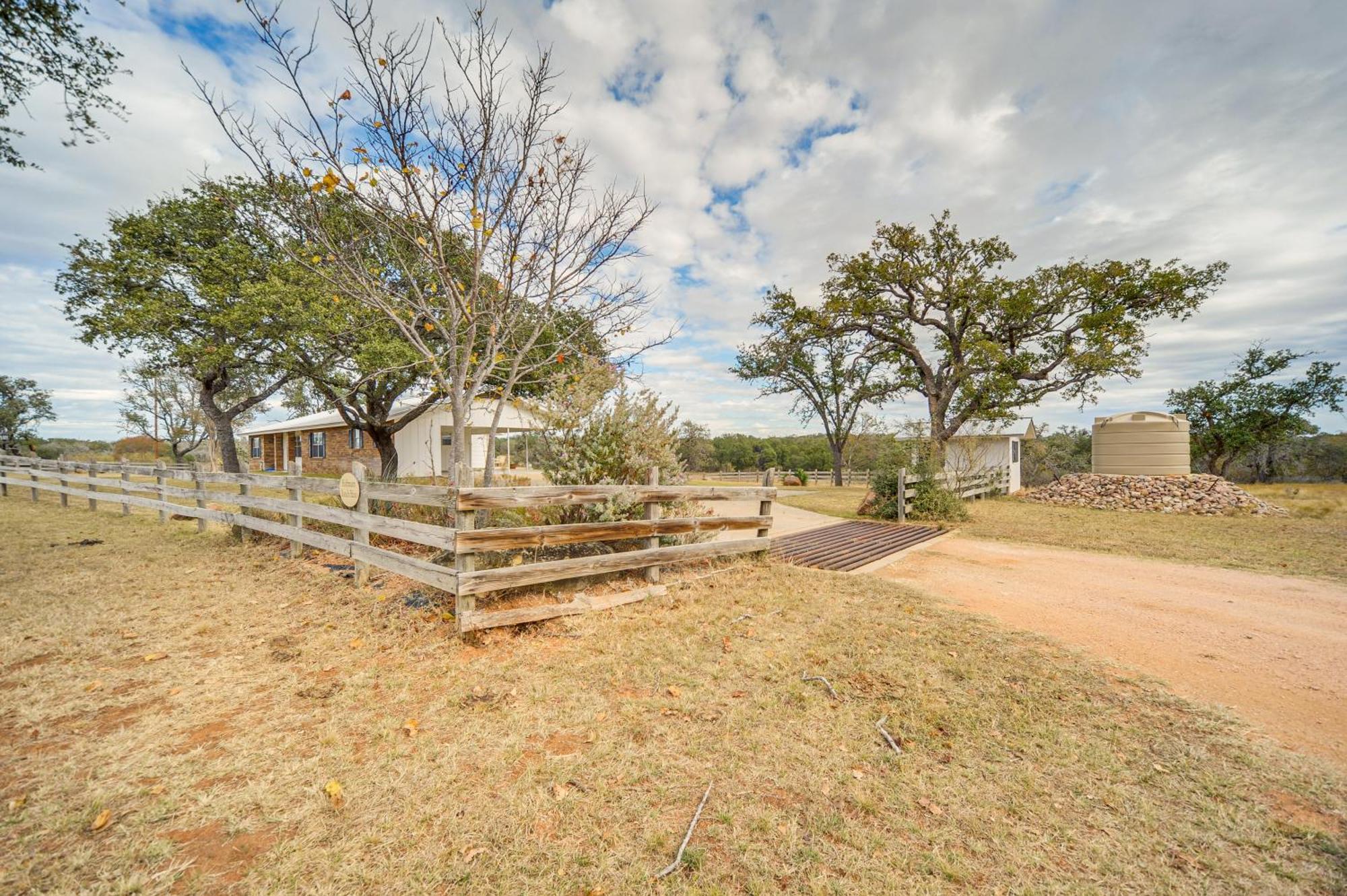 フレデリックスバーグ Historic Hoffmann Ranch Haus Near Wineries!ヴィラ エクステリア 写真